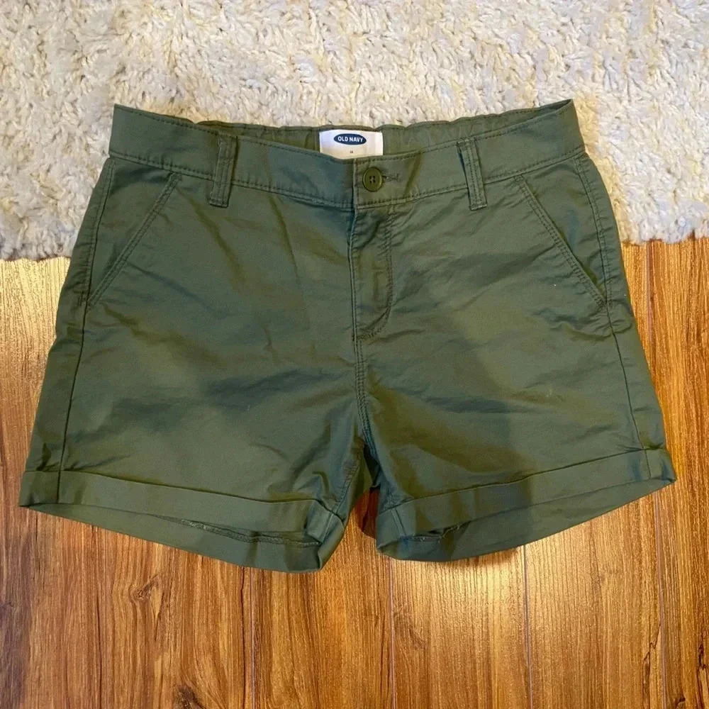 Kaki old navy Bermuda shorts